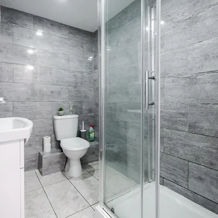 Beautiful Apartment Una - Free Public Parking Litherland Esterno foto